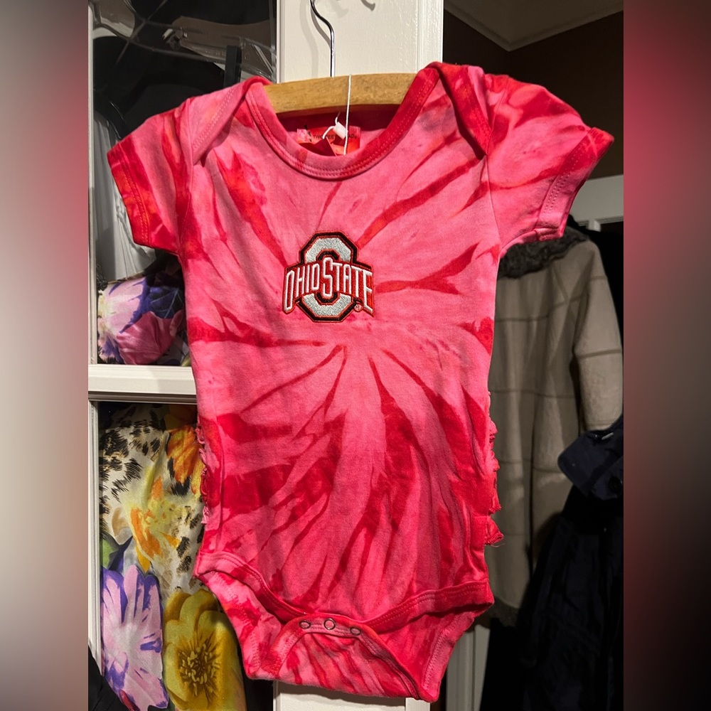 OHIO STATE “ONESIE”-🔺NEW w/TAGS by Two Feet Ahead Childrens Collegiate Apparel - Picture 1 of 9